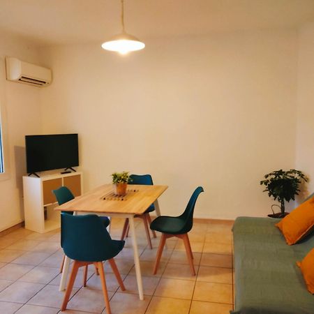 Cosy Courtesoun Apartman Courthézon Kültér fotó